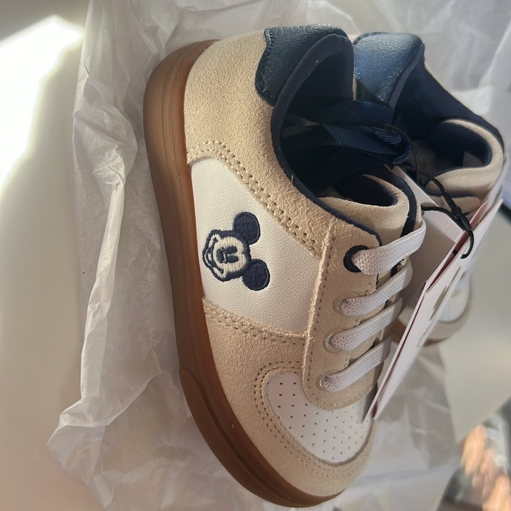 Janie and Jack Disney Mickey Mouse Sneaker - Picture 3 of 4